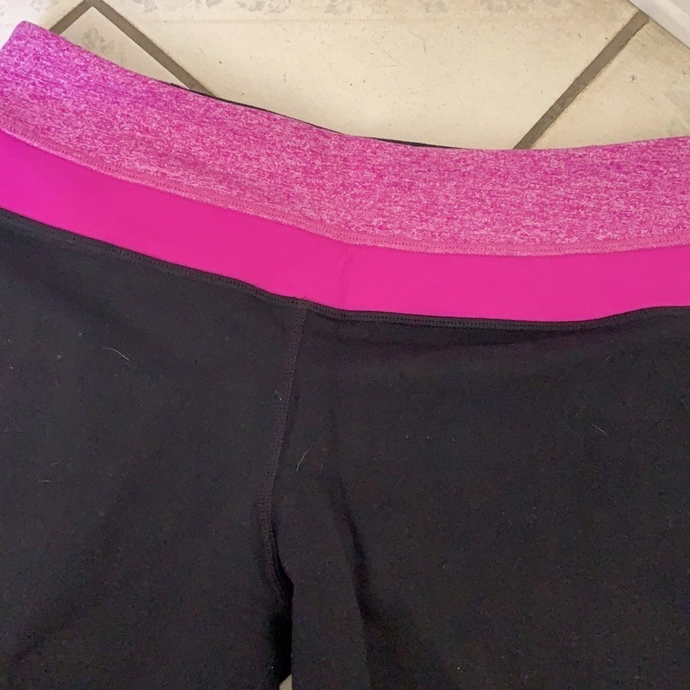 Lululemon - Picture 3 of 4